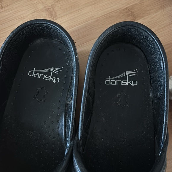 - Like new patent leather Dansko’s - Picture 6 of 6